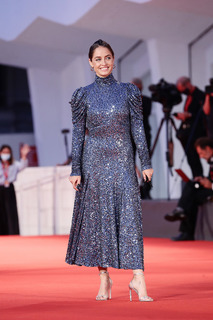 Matilde Gioli feet photo thumbnail