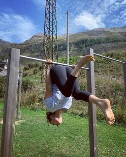 Matilde Gioli feet photo thumbnail