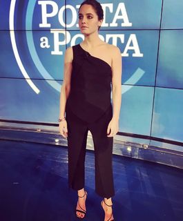 Matilde Gioli feet photo thumbnail