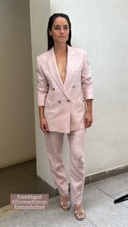 Matilde Gioli feet photo thumbnail