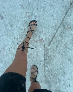 Matilde Gioli feet photo thumbnail