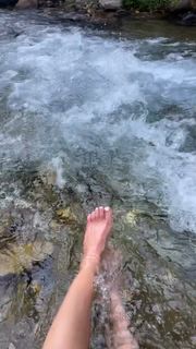 Matilde Gioli feet photo thumbnail