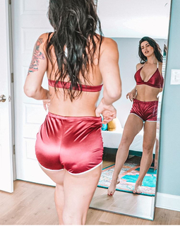 Mattie Breaux feet photo 2