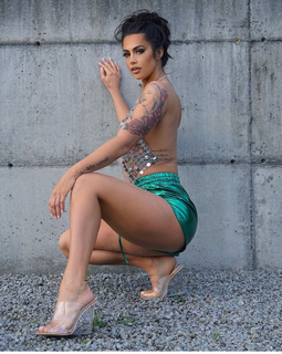 Mattie Breaux feet photo 17