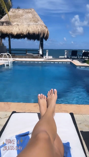 Mattie Breaux feet photo 9