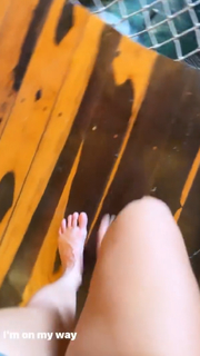 Mattie Breaux feet photo 1
