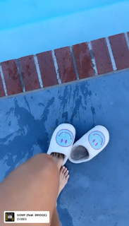 Mattie Breaux feet photo 6