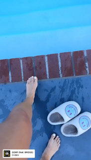 Mattie Breaux feet photo 4