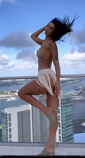 Mattie Breaux feet photo 6