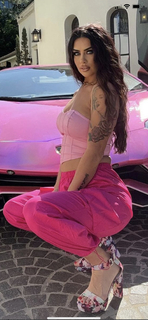 Mattie Breaux feet photo 1