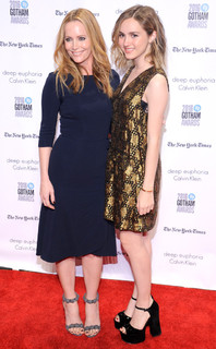 Maude Apatow feet photo thumbnail