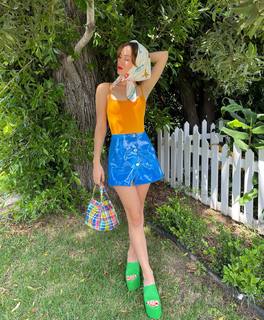 Maude Apatow feet photo thumbnail