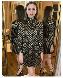 Maude Apatow feet photo 4