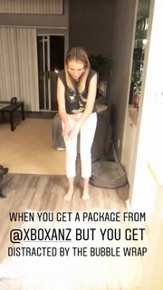Maude Garrett feet photo 6
