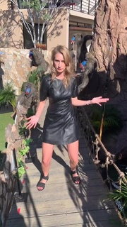 Maude Garrett feet photo 11