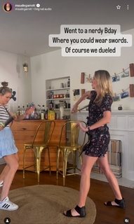 Maude Garrett feet photo 1