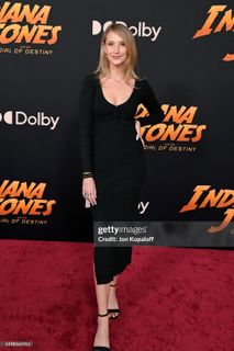 Maude Garrett feet photo 13