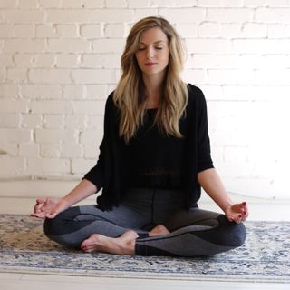 Maude Hirst feet photo 14
