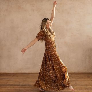 Maude Hirst feet photo 6