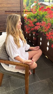 Maude Hirst feet photo 18