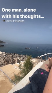 Maude Hirst feet photo 1