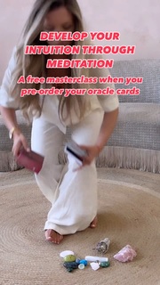 Maude Hirst feet photo 14