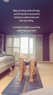 Maude Hirst feet photo 10