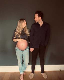 Maude Hirst feet photo 6