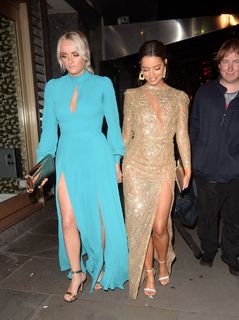 Maura Higgins feet photo thumbnail