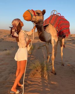 Maura Higgins feet photo thumbnail