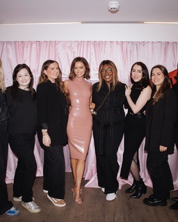 Maura Higgins feet photo thumbnail