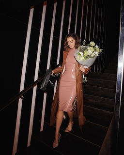 Maura Higgins feet photo thumbnail