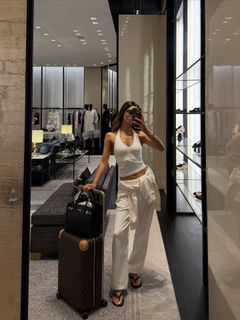 Maura Higgins feet photo thumbnail