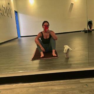 Maura Rivera feet photo 4