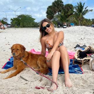 Maura Rivera feet photo 3