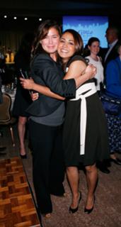 Maura Tierney feet photo thumbnail