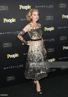 Maureen McCormick feet photo thumbnail