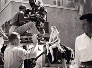 Maureen O'Hara feet photo 17
