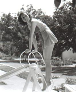 Maureen O'Hara feet photo 2