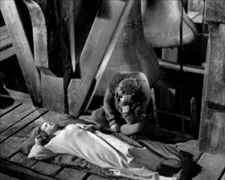 Maureen O'Hara feet photo 9