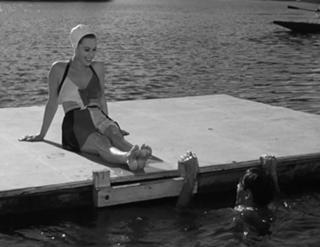 Maureen O'Hara feet photo 5