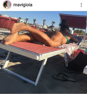 Mavi Gioia feet photo 17