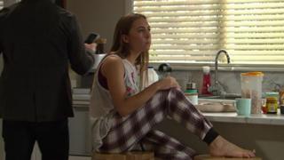 Mavournee Hazel feet photo 9
