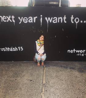 Mawra Hocane feet photo thumbnail