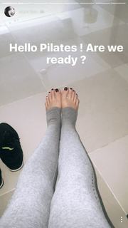 Mawra Hocane feet photo thumbnail