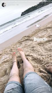 Mawra Hocane feet photo thumbnail