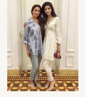 Mawra Hocane feet photo thumbnail