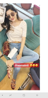 Mawra Hocane feet photo thumbnail