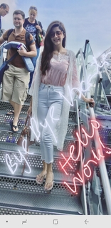 Mawra Hocane feet photo thumbnail