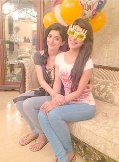 Mawra Hocane feet photo thumbnail